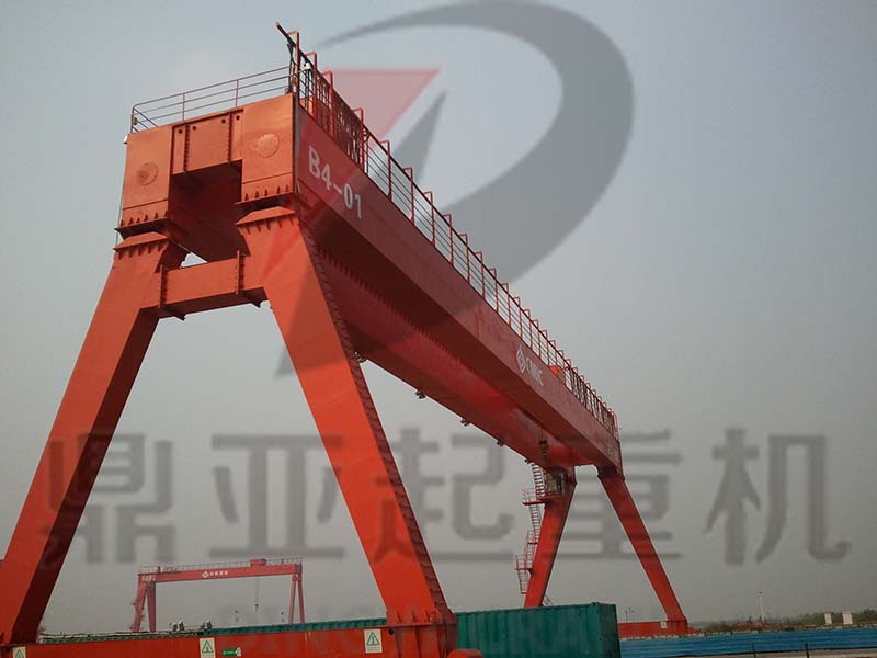 變頻門式起重機(jī)